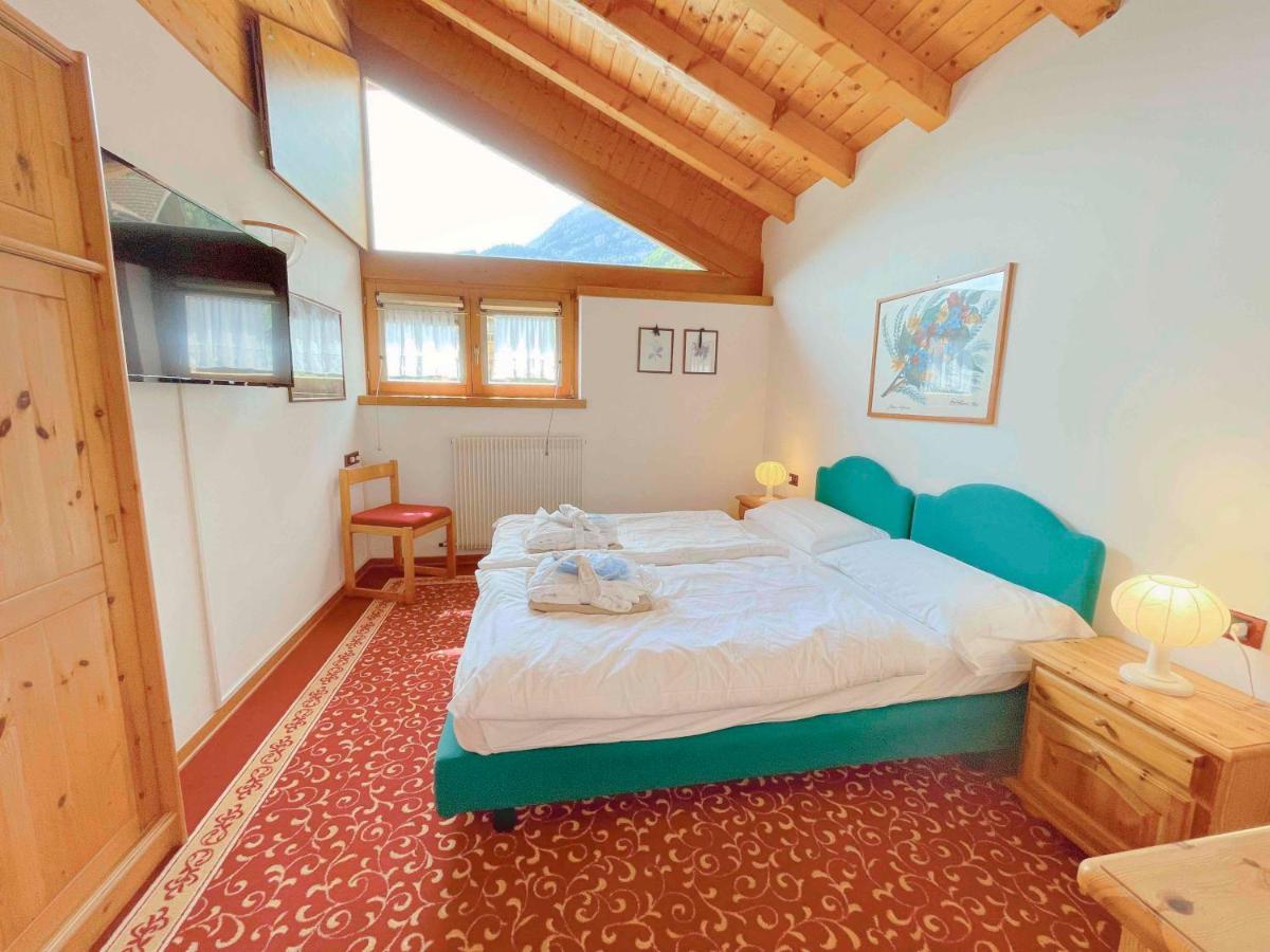 Alledolomiti Boutique Lake Hotel - Adults Friendly Molveno Exterior photo